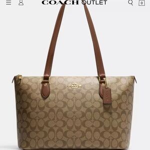 NWT coach signature tote